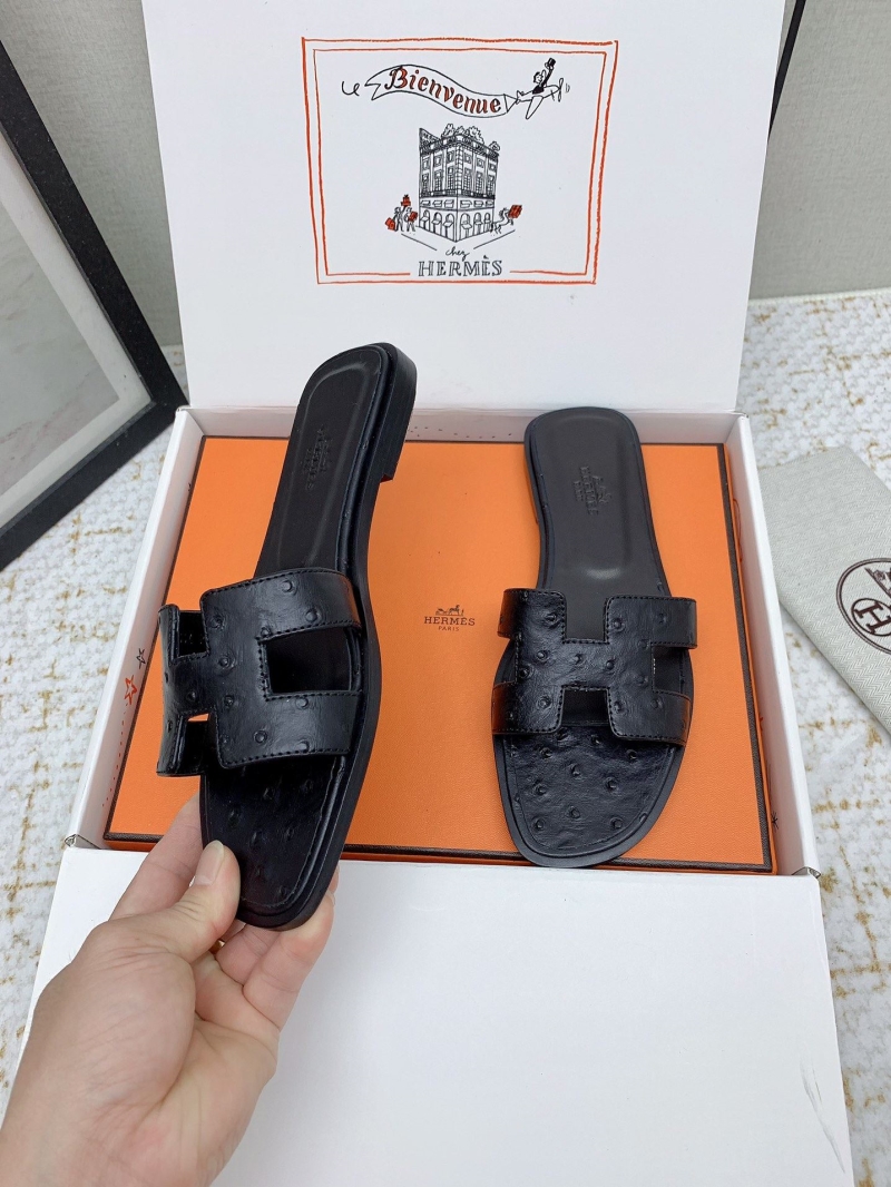 H**me5 slippers